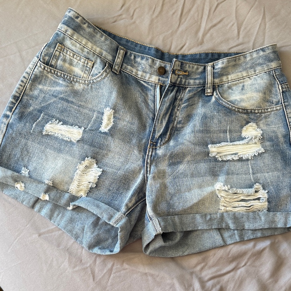 Casual Light Blue Distressed Jean Shorts